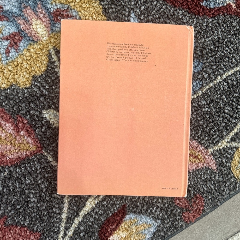 Sesame Street Grover Reading on Orange Cover with Green Table - Picture 6 of 15